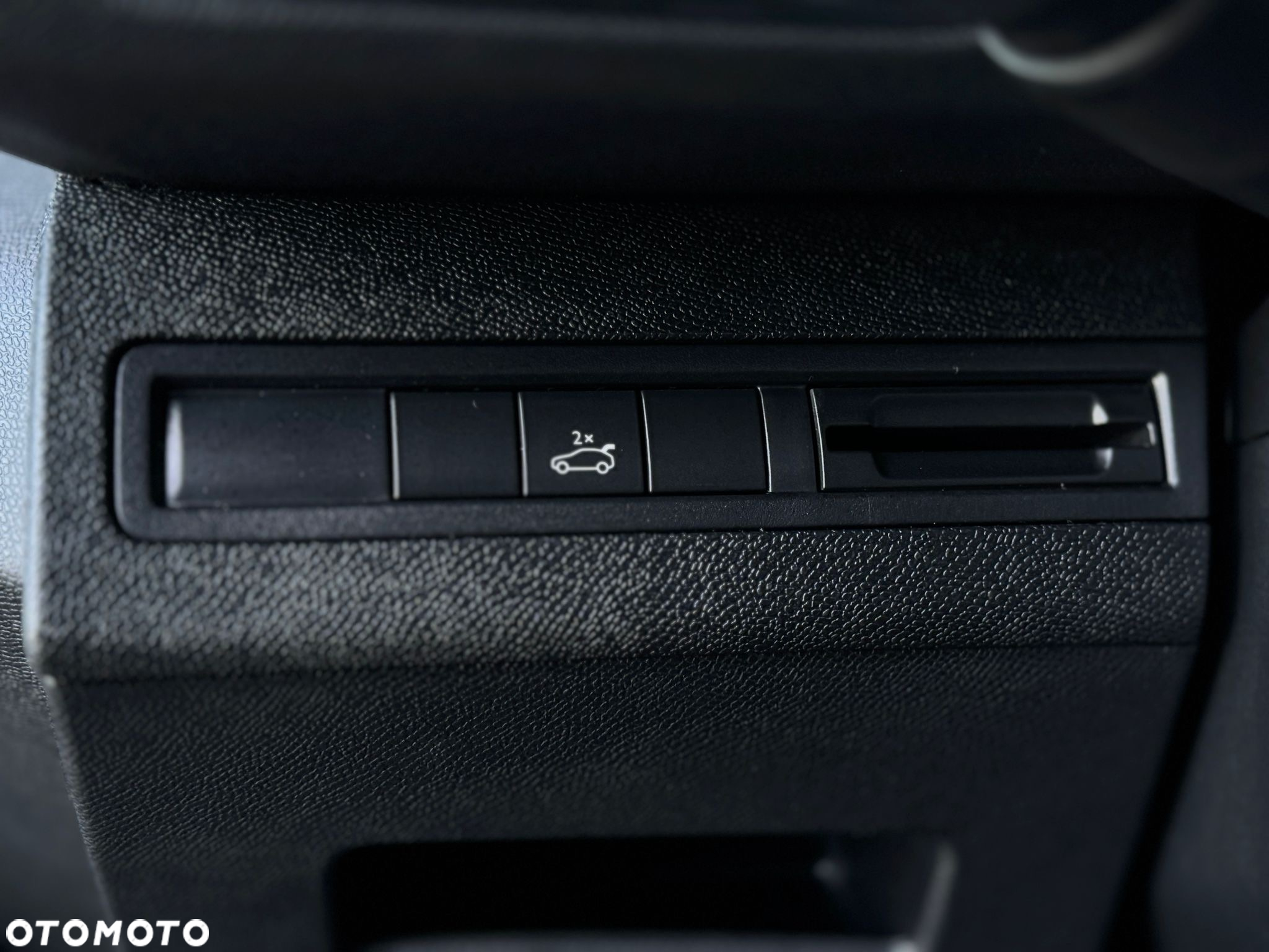 Peugeot 3008 BlueHDi 180 Stop & Start EAT8 GT - 26