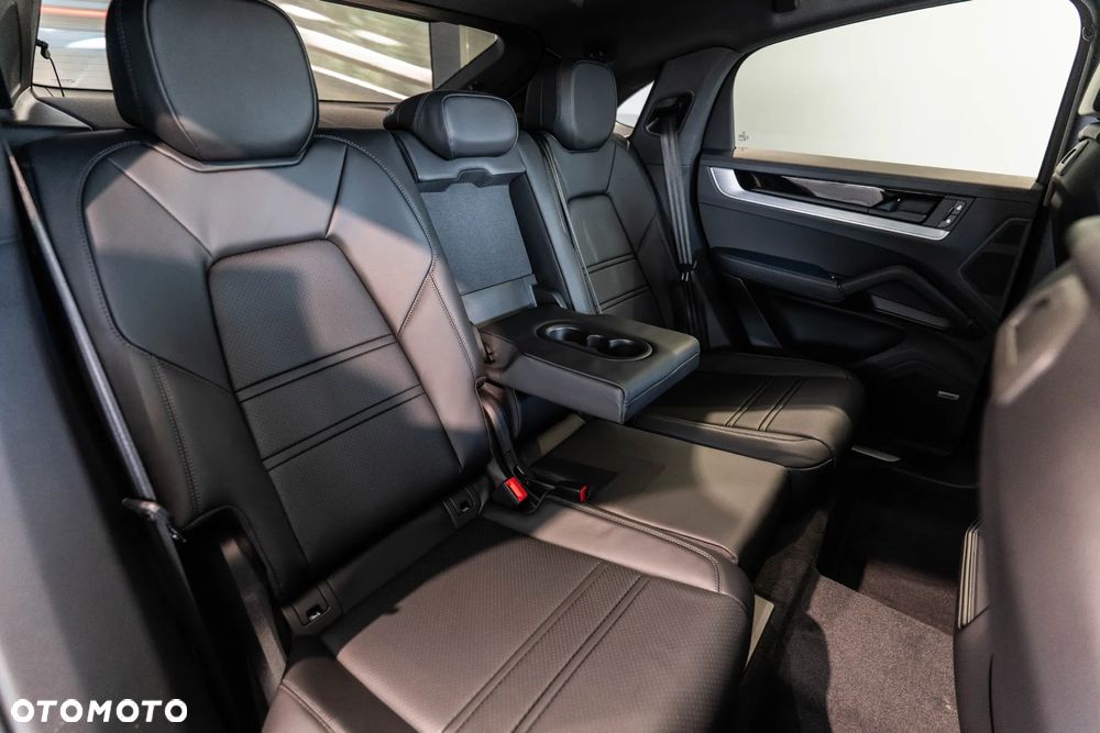Porsche Cayenne E-Hybrid PHEV - 13