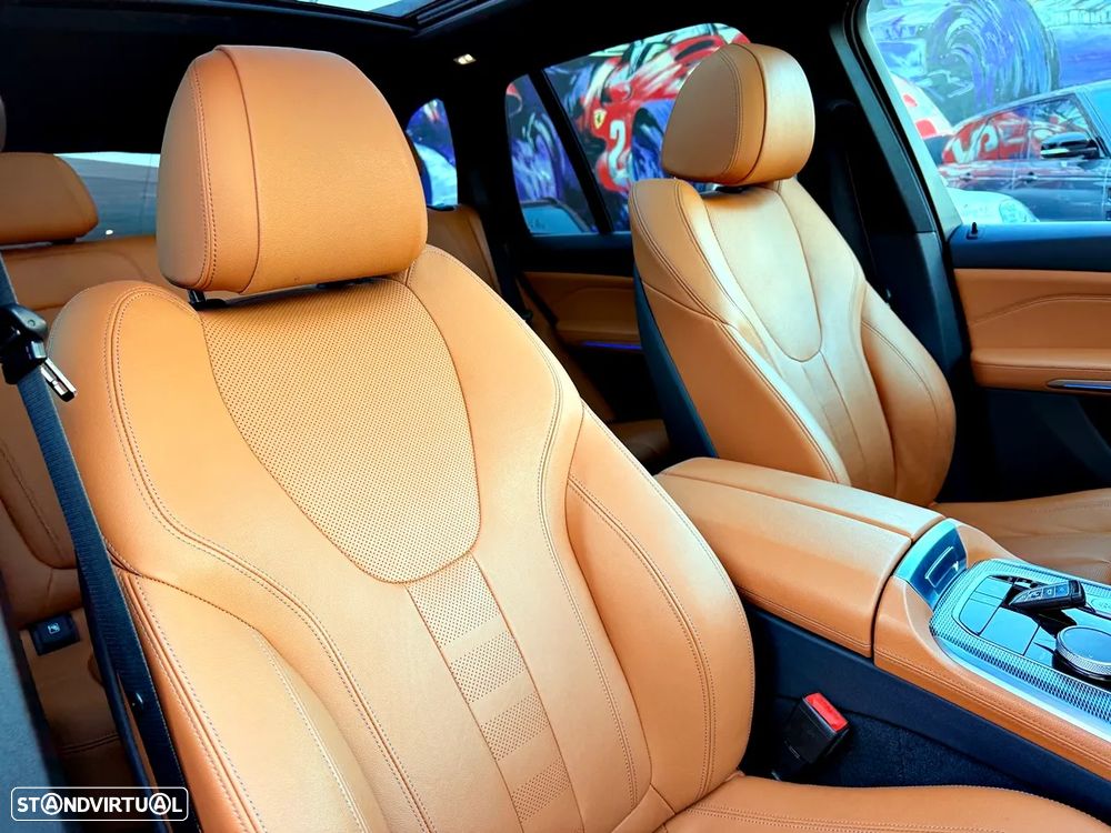 BMW X5 xDrive30d - 29