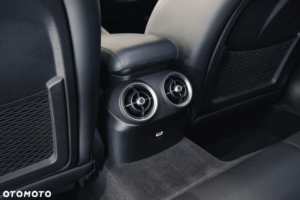 Alfa Romeo Giulia 2.0 Turbo Veloce Q4 - 36