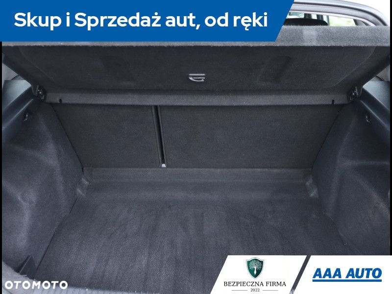 Kia Ceed - 14