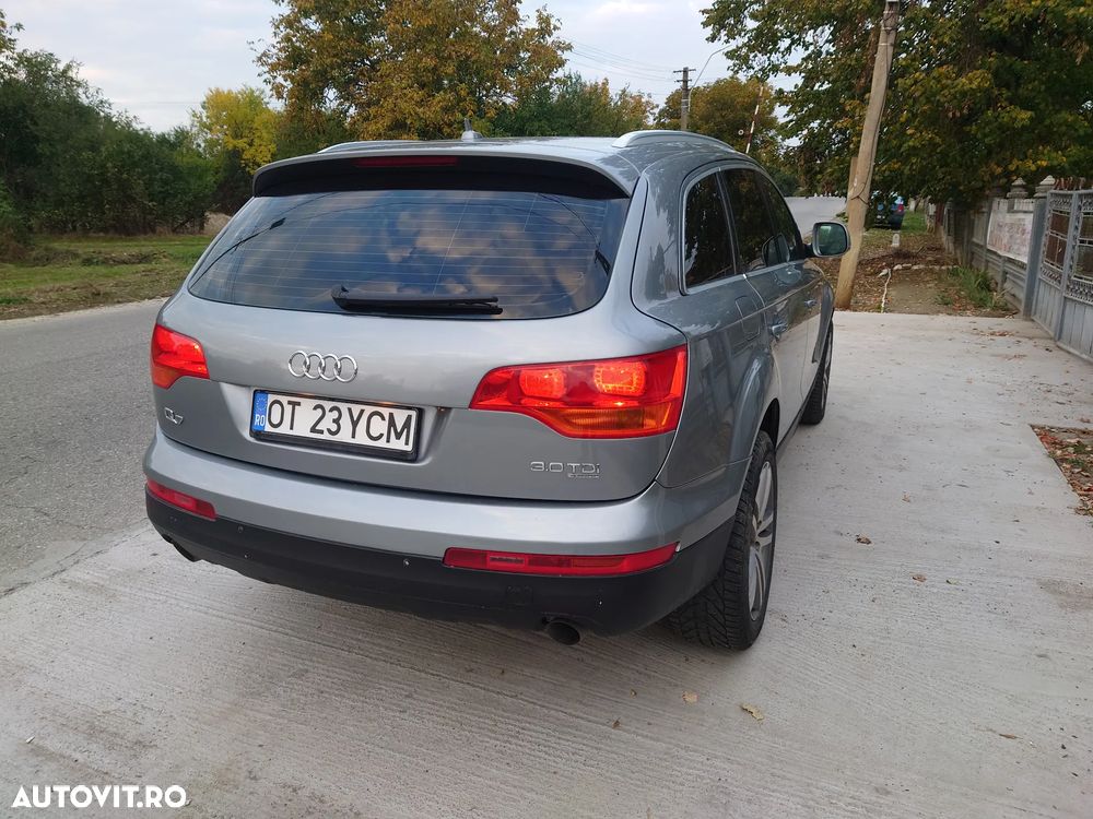 Audi Q7 3.0 TDI Quattro Tip - 6