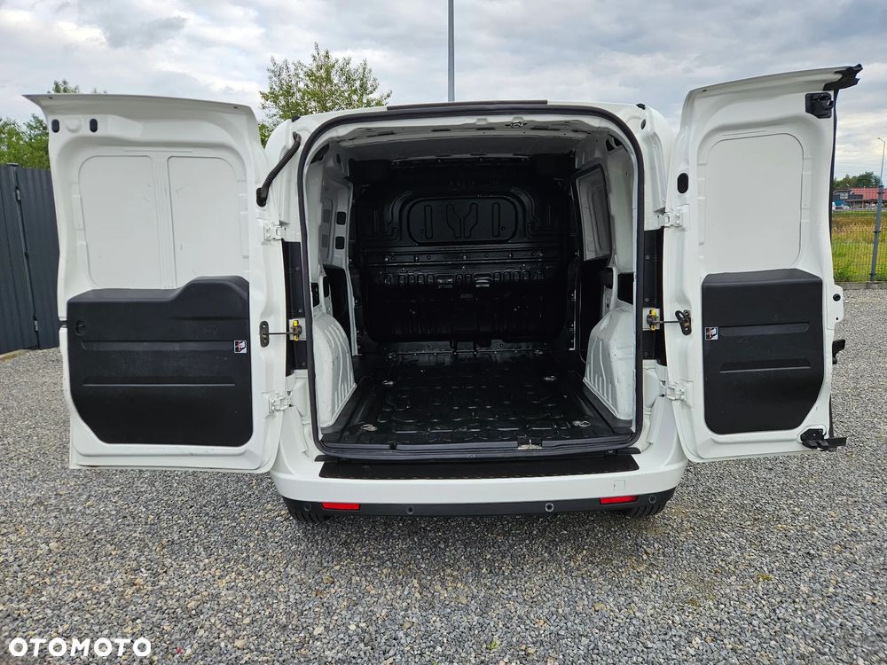 Fiat Doblo 1.3 MJ 95KM / Furgon / Klima / 3-osobowy / - 7
