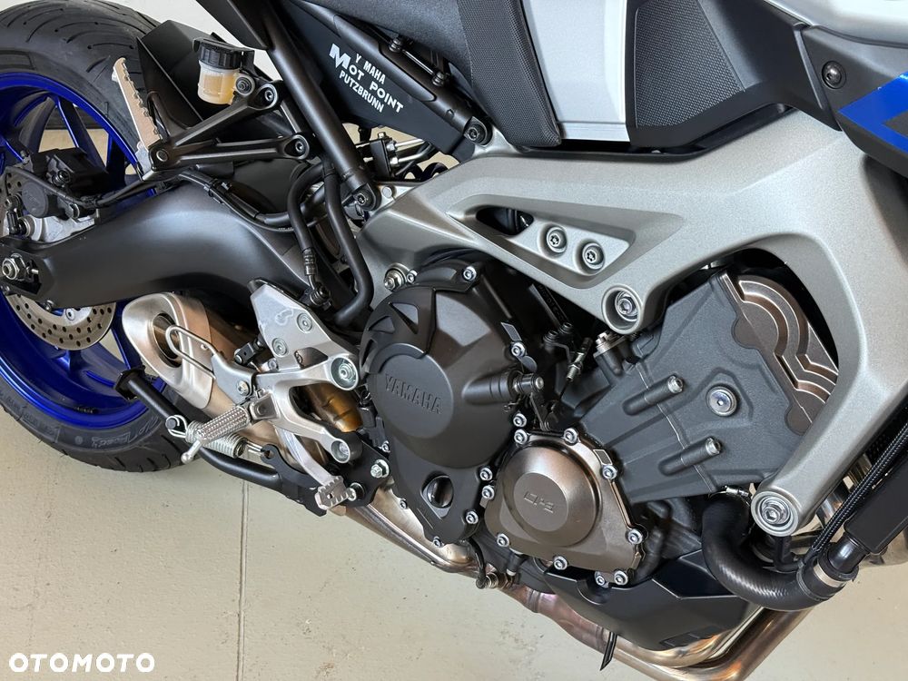 Yamaha MT - 19