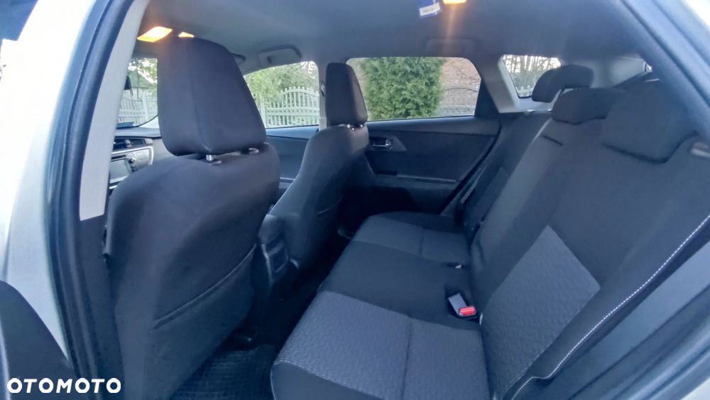 Toyota Auris 1.33 Dual-VVT-i Comfort - 14