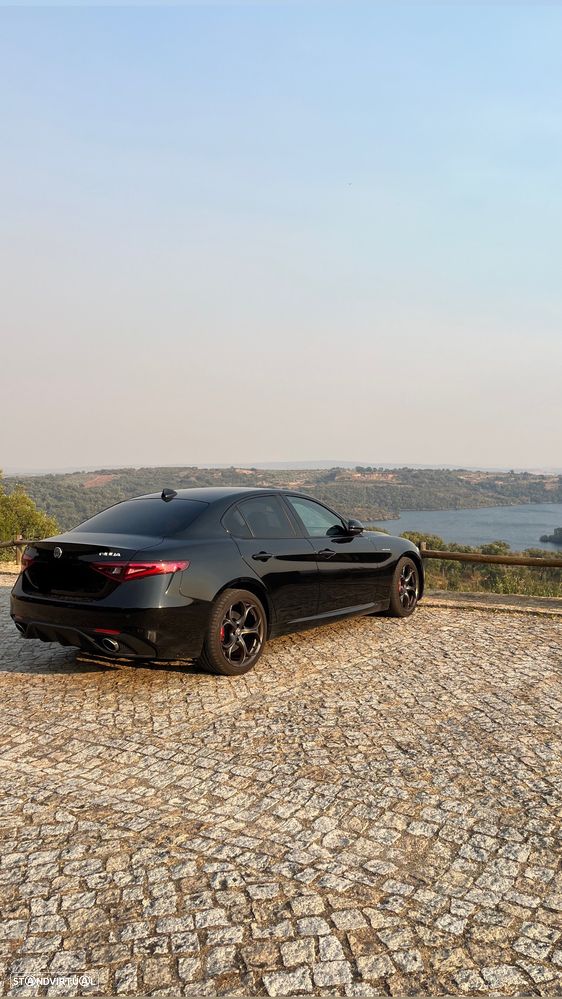 Alfa Romeo Giulia 2.2 D Veloce Q4 AT8 - 2