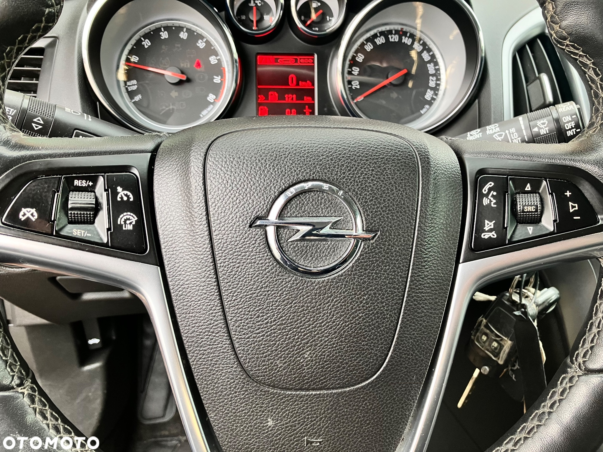 Opel Astra 1.4 Turbo Color Edition - 28