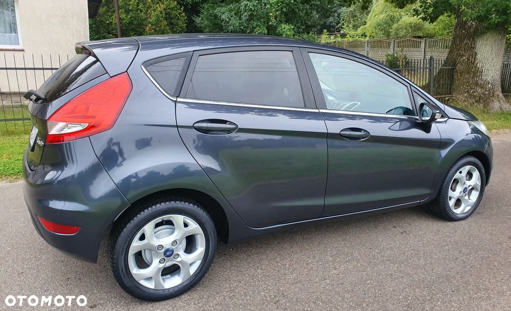 Ford Fiesta - 7