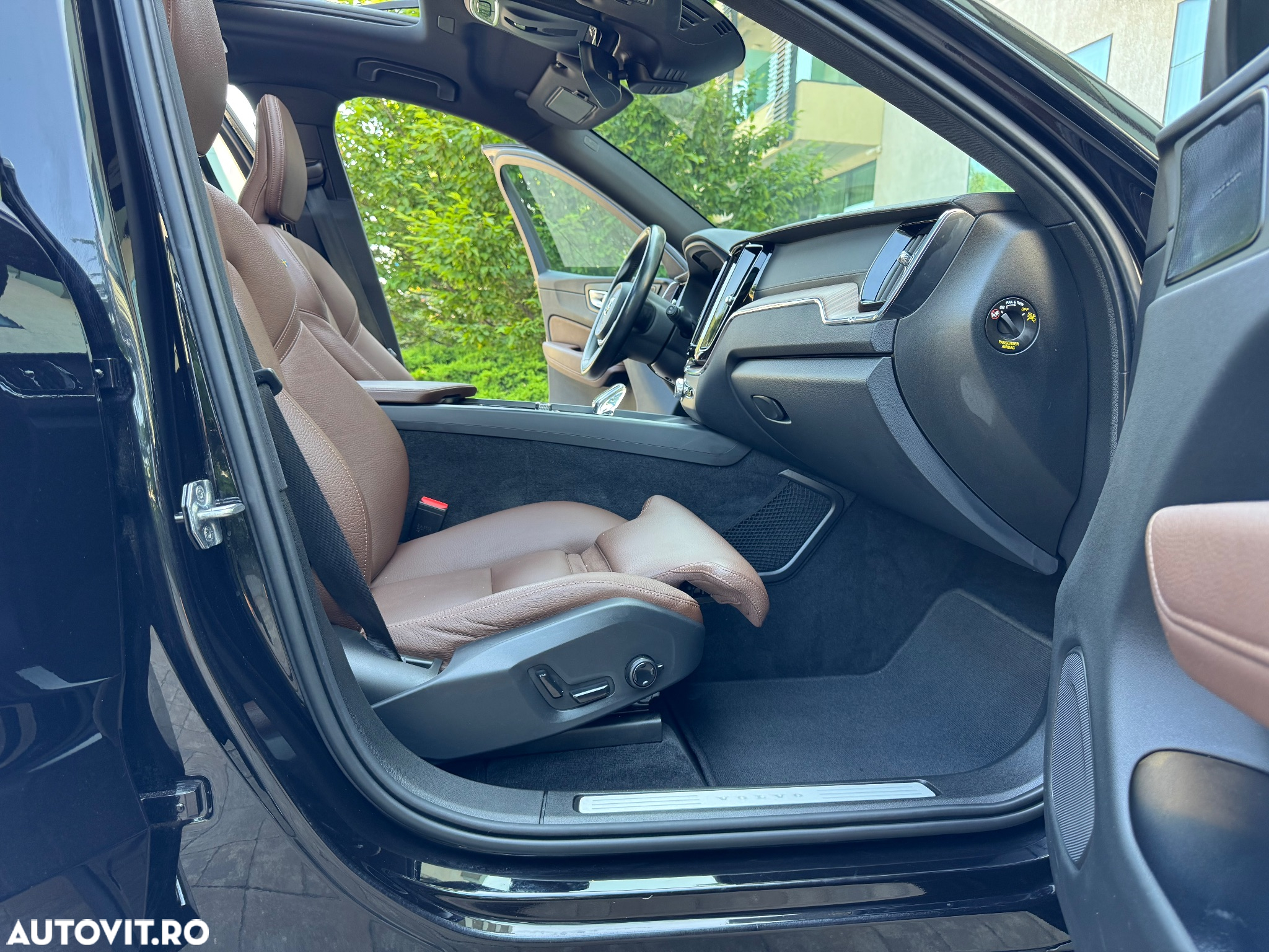 Volvo XC 60 B4 D AWD Geartronic Inscription - 10