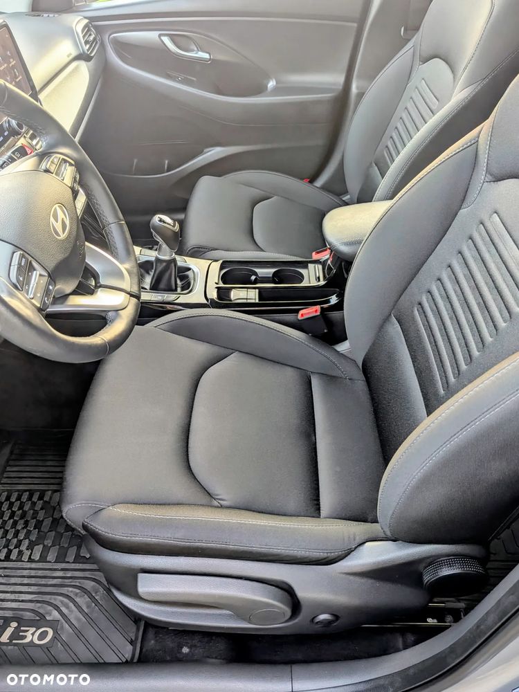 Hyundai i30 1.0 T-GDI Modern - 23