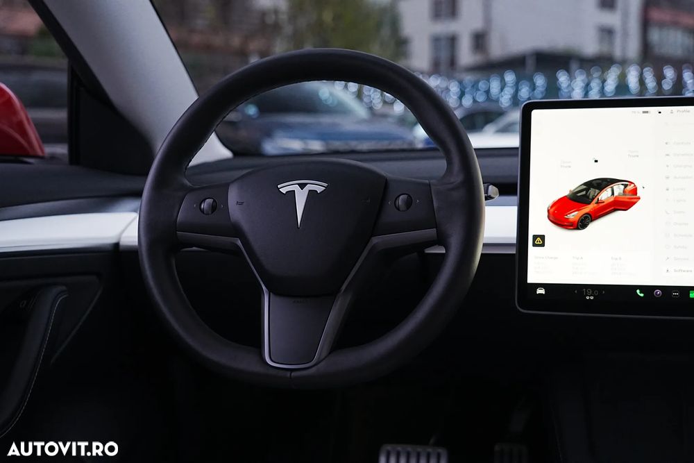 Tesla Model 3 Performance - 21