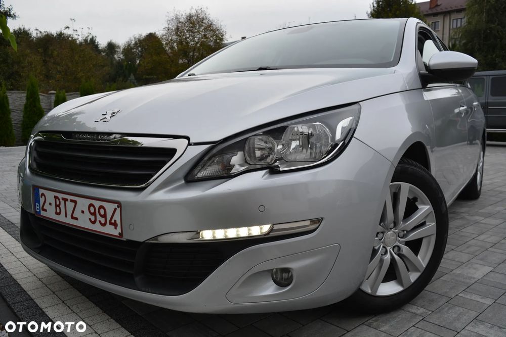 Peugeot 308 e-HDi 115 Stop & Start Niveau 2 Business-Line - 4