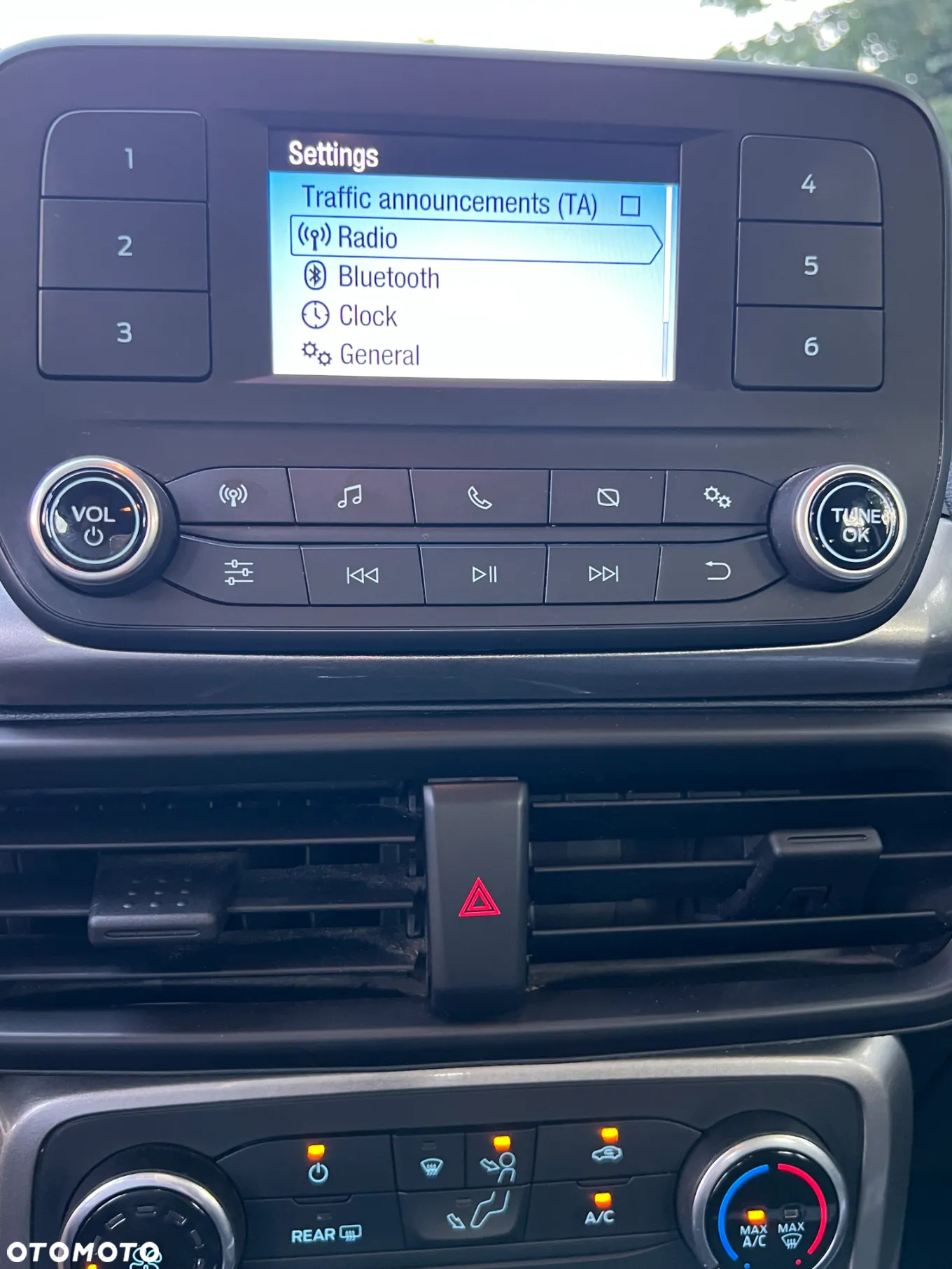 Ford EcoSport 1.0 EcoBoost COOL&CONNECT - 19