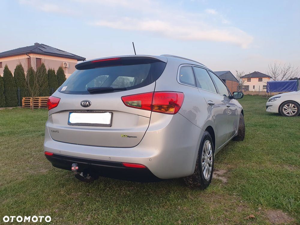 Kia Ceed 1.6 GDI Business Line - 8