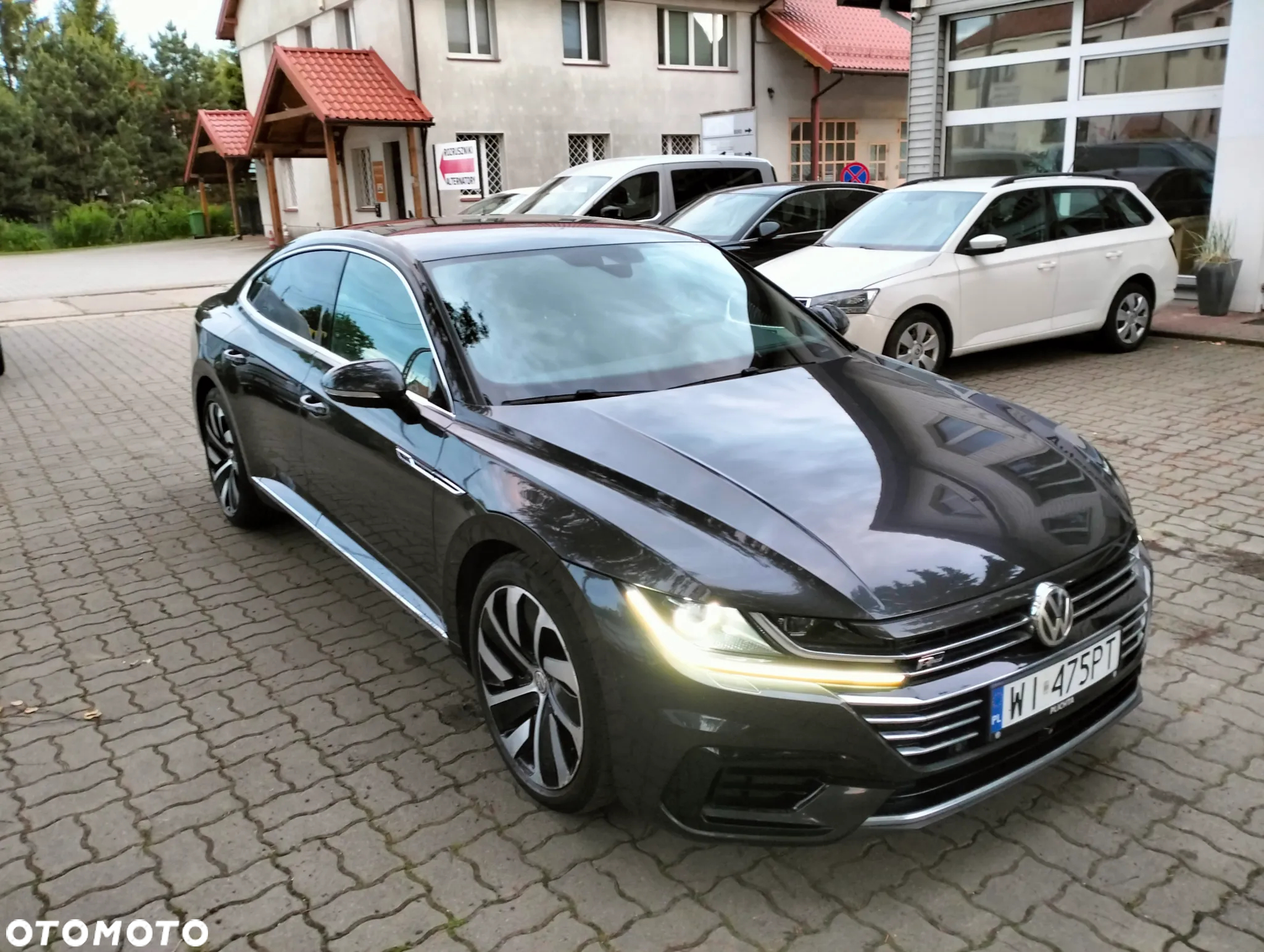 Volkswagen Arteon 2.0 TSI R-Line DSG - 27