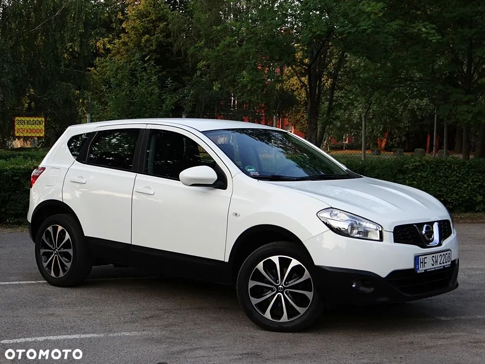 Nissan Qashqai 2.0 lounge - 9