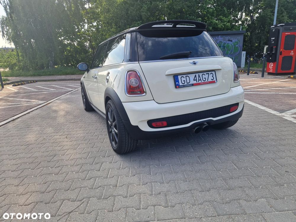 MINI Cooper S 50 Mayfair - 8