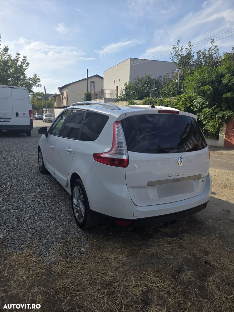 Renault Grand Scenic - 4