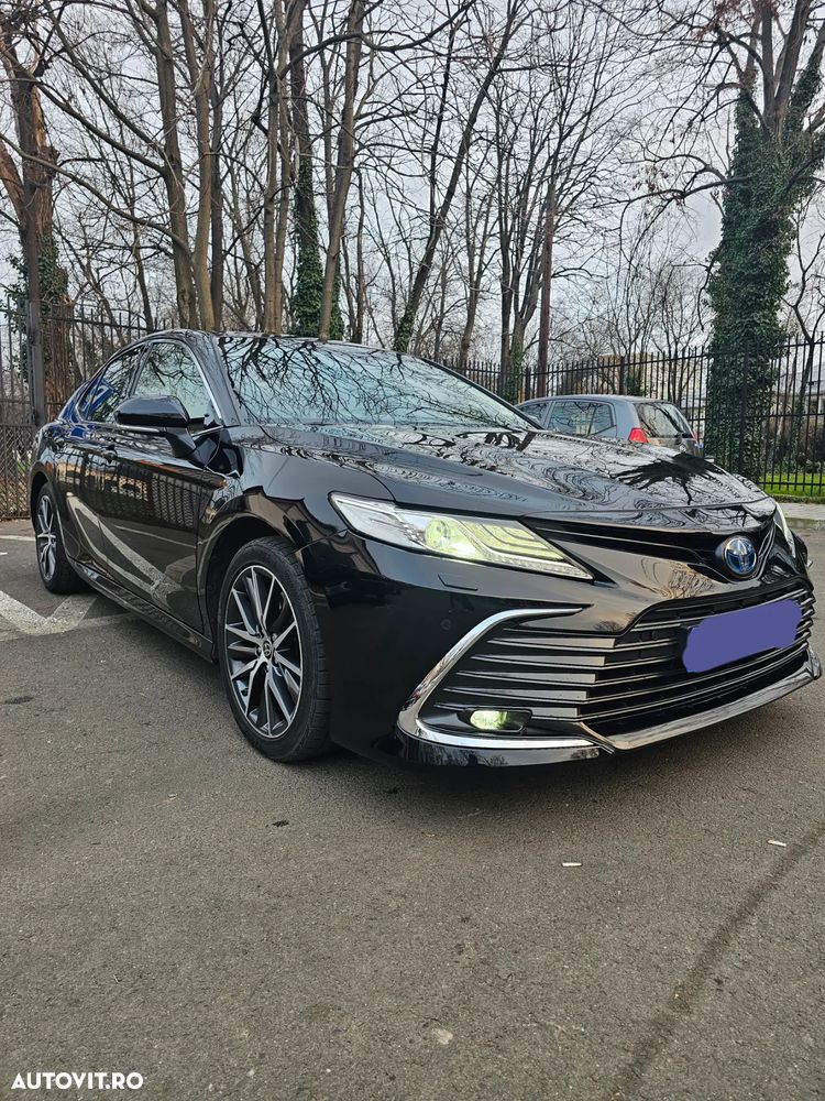 Toyota Camry Executive - 1