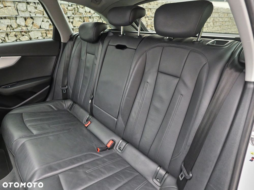 Audi A4 Allroad quattro 2.0 TDI S tronic - 32