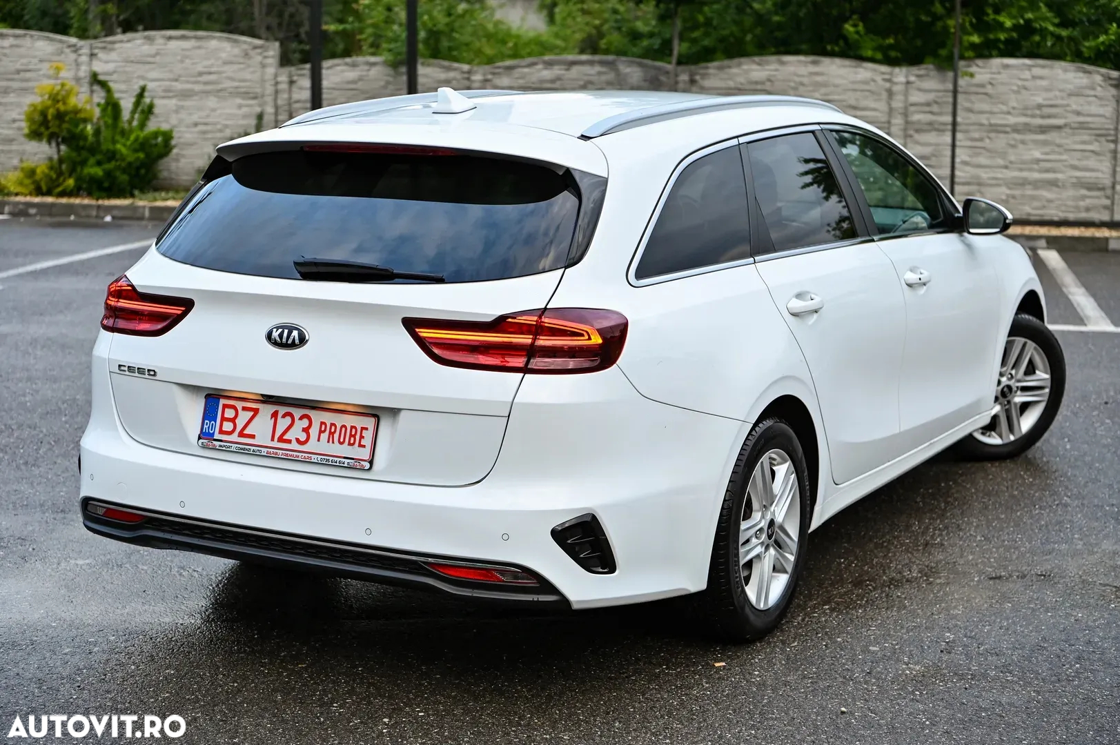 Kia Ceed - 25