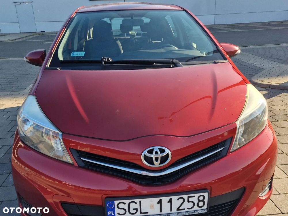 Toyota Yaris 2014 photo 3