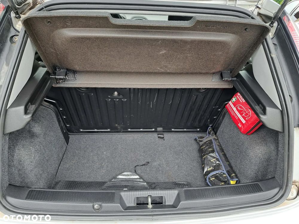 Fiat Punto 1.4 Easy S&S - 13