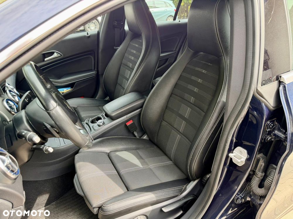 Mercedes-Benz CLA 220 (CDI) d 7G-DCT Urban - 13