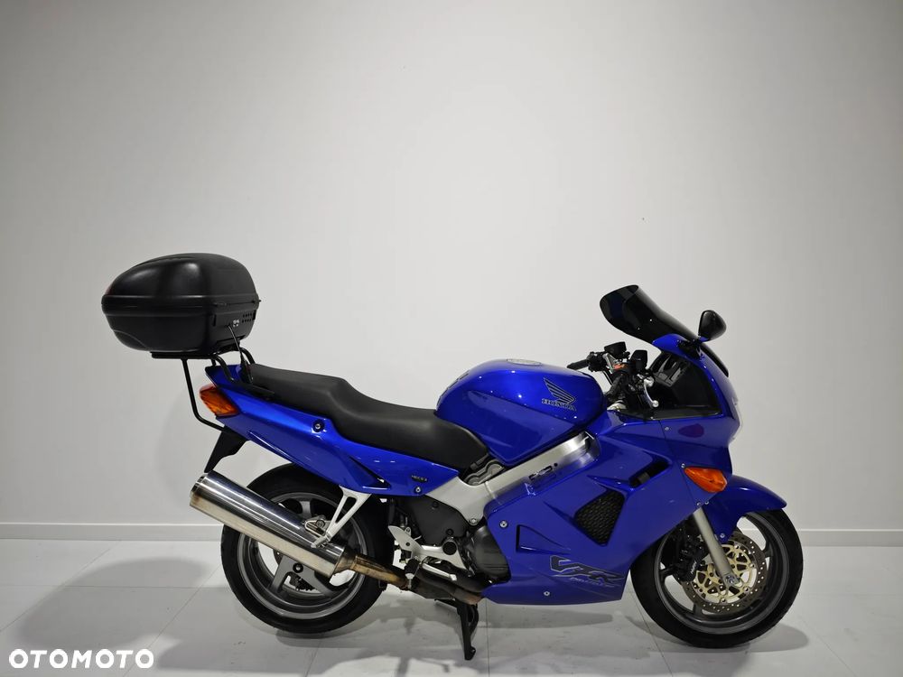 Honda VFR - 1