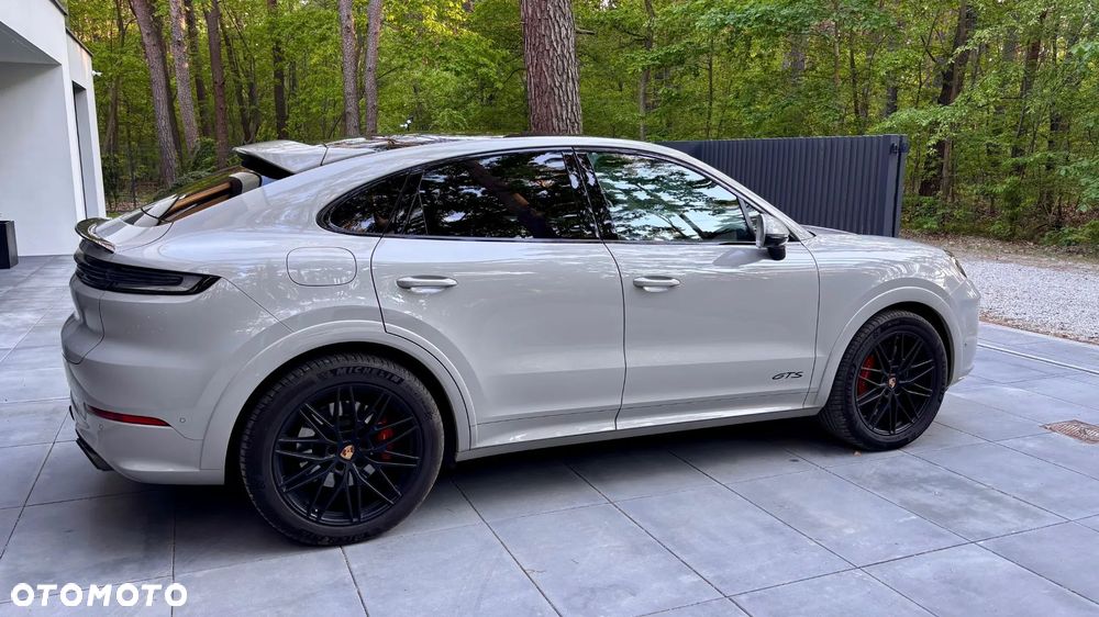 Porsche Cayenne GTS - 6