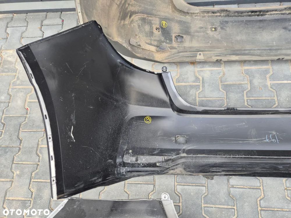 TOYOTA COROLLA E21 SEDAN ZDERZAK TYLNY (dostępne 6 zderzaków) - 18