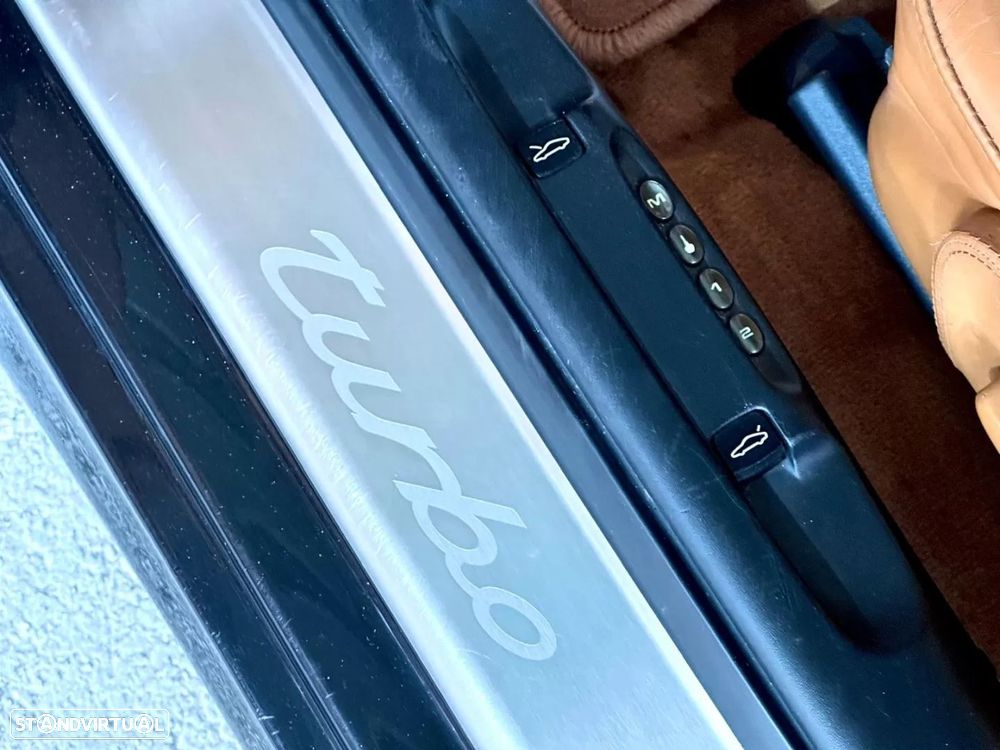 Porsche 911 (996) - 20