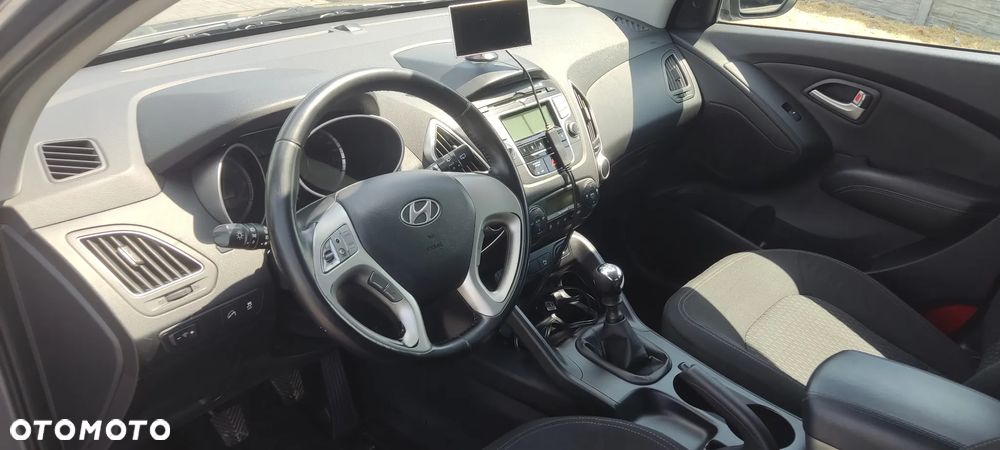 Hyundai ix35 1.6 2WD Fifa World Cup Edition - 11