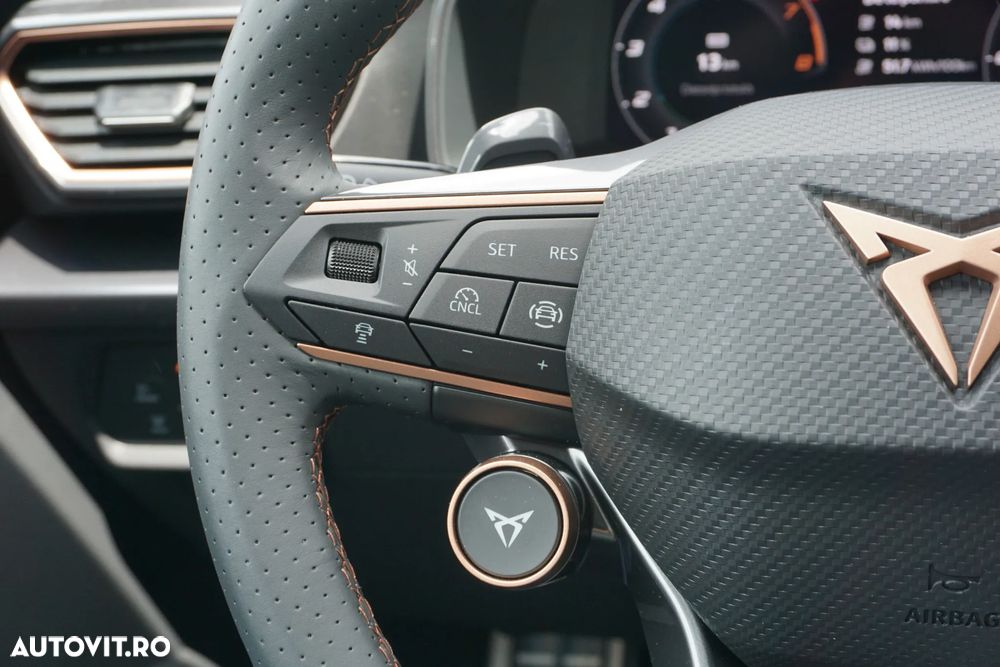 Cupra Formentor 1.5 e-HYBRID PHEV - 17