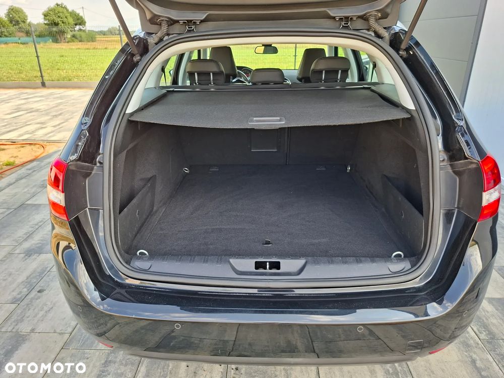 Peugeot 308 BlueHDi FAP 120 Stop & Start Allure - 28