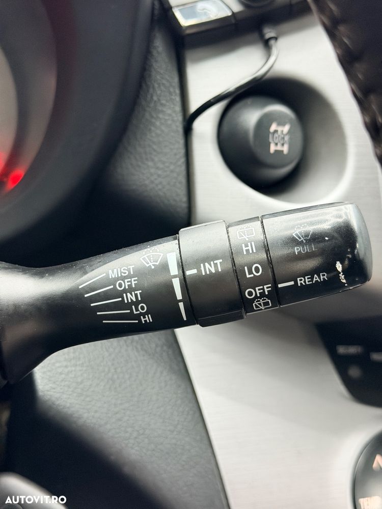 Toyota RAV4 2.2 D-4D 4x4 Sol - 29