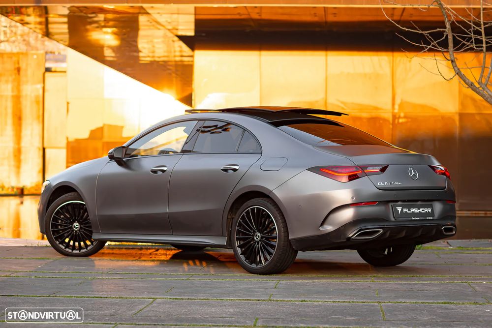 Mercedes-Benz CLA 250 e AMG Line - 43
