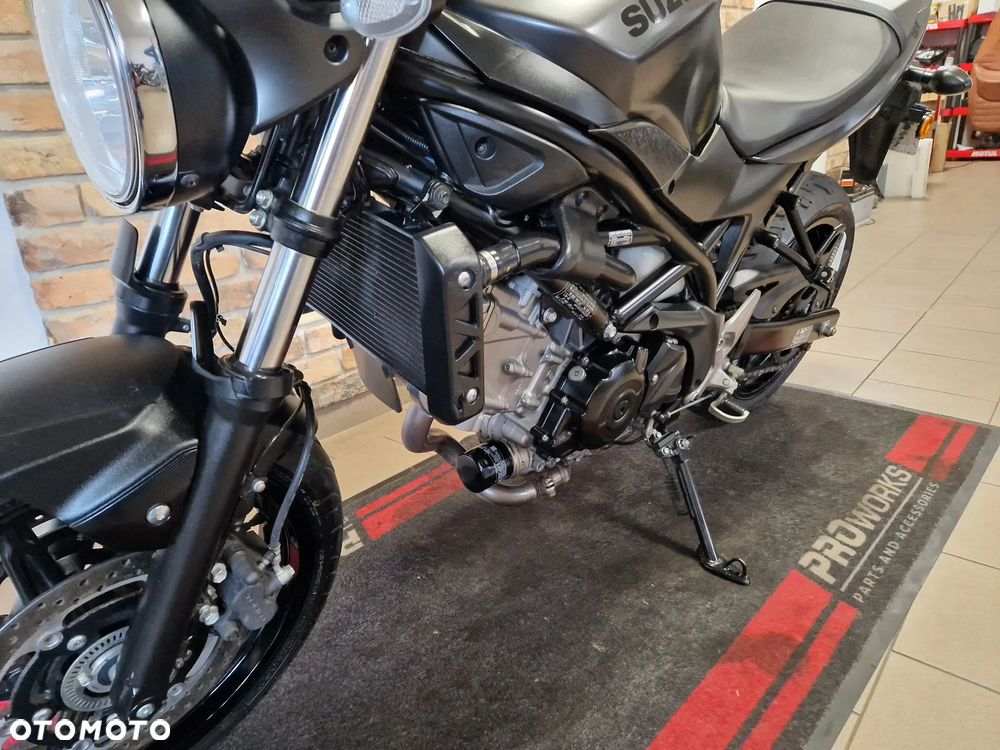 Suzuki SV - 20