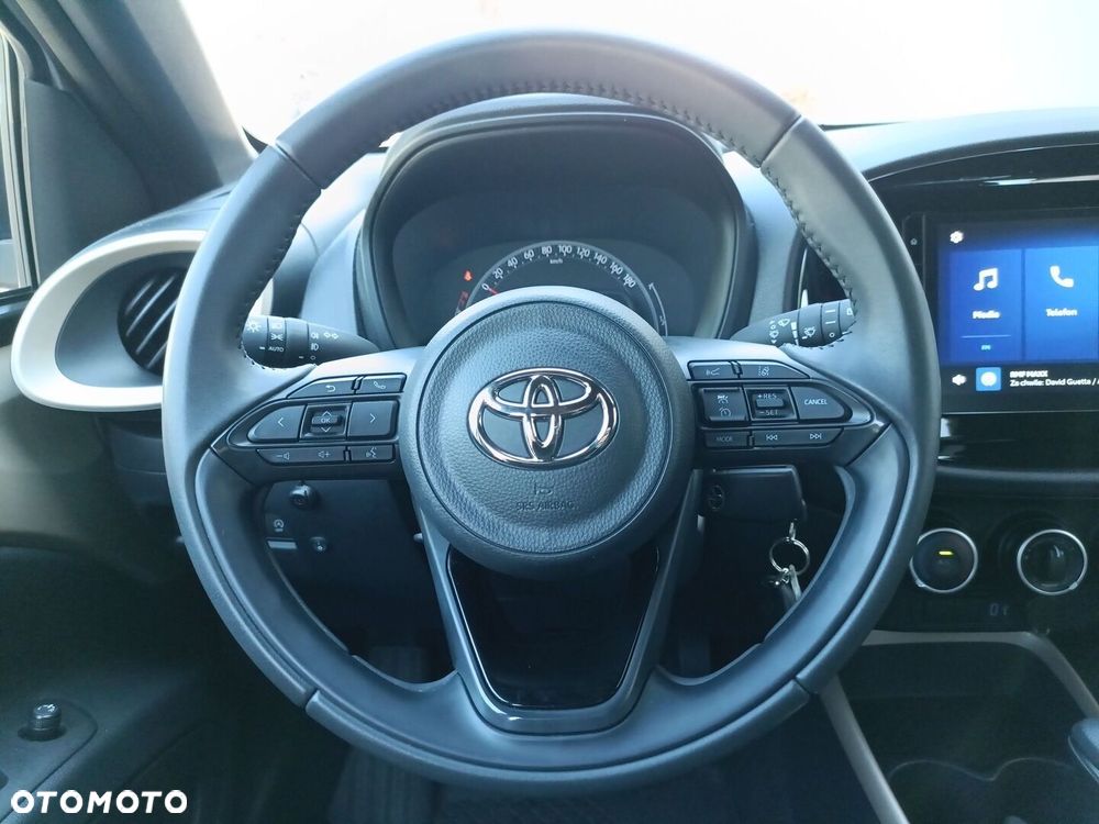 Toyota Aygo X 1.0 VVT-i Style CVT - 16