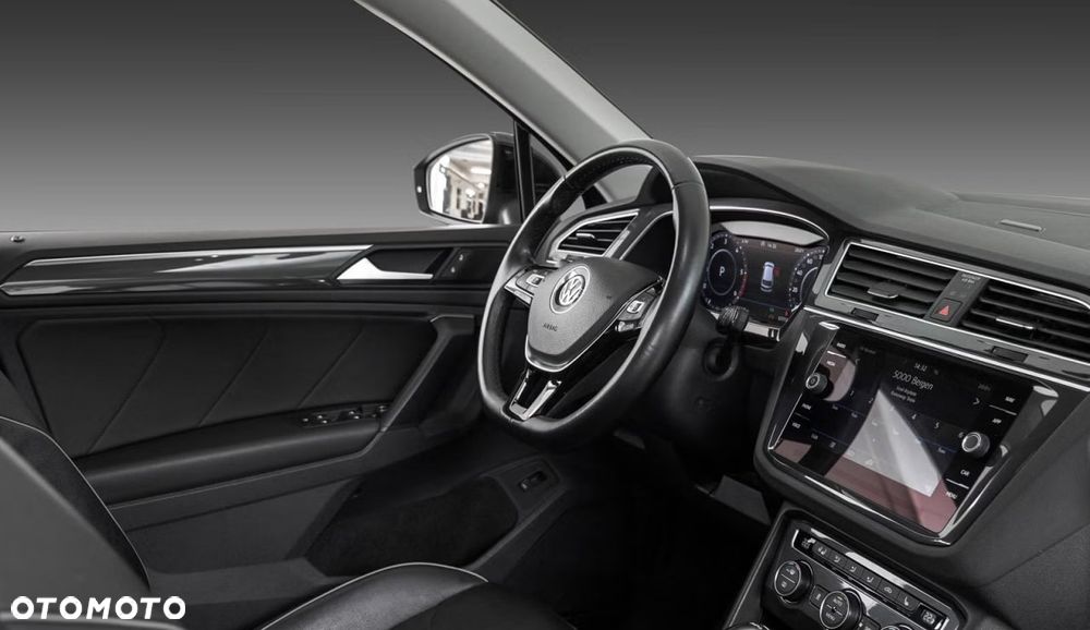 Volkswagen Tiguan 2.0 TDI SCR 4MotION DSG R-Line - 13
