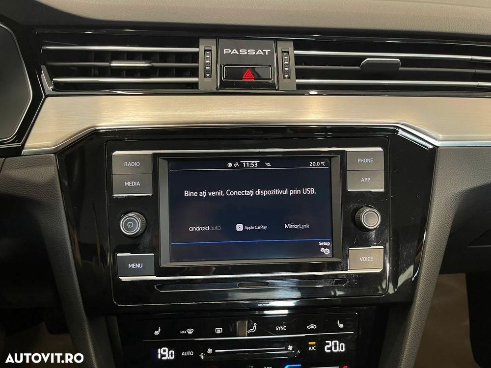 Volkswagen Passat 2.0 TDI DSG Highline - 19