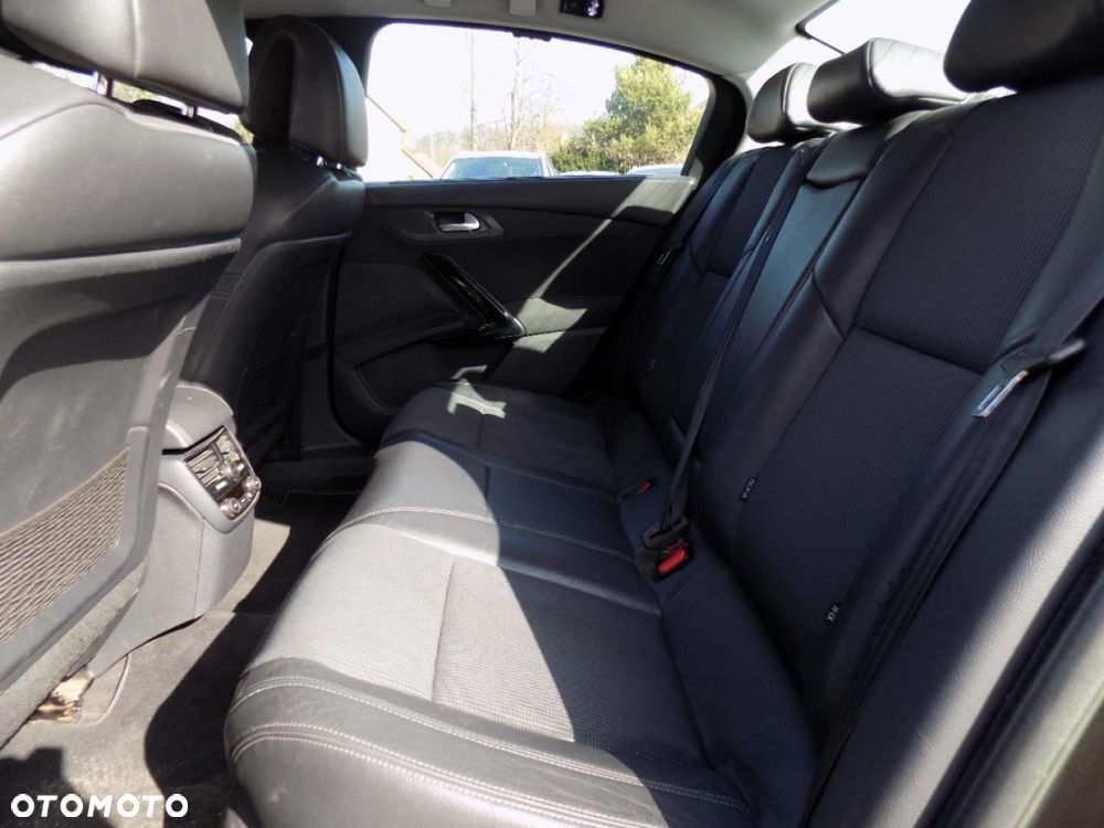 Peugeot 508 - 8