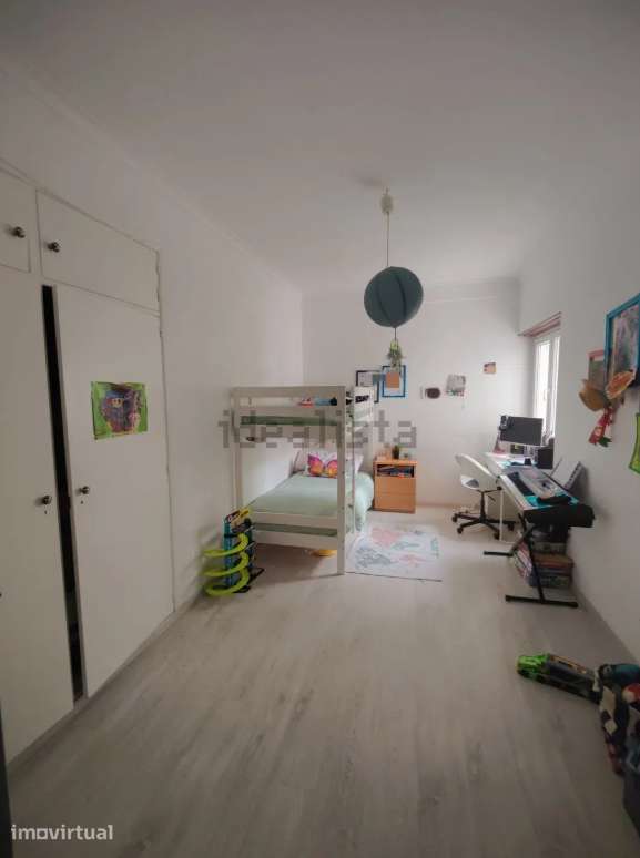 Apartamento T2 em Benfica com 2 casas de banho - Grande imagem: 5/13