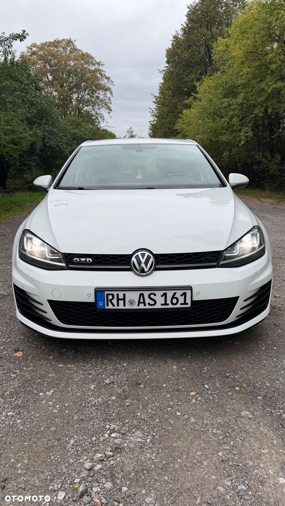 Volkswagen Golf 2.0 TDI BMT GTD - 3