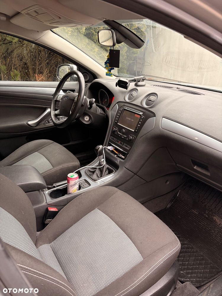 Ford Mondeo 1.6 TDCi Titanium - 10