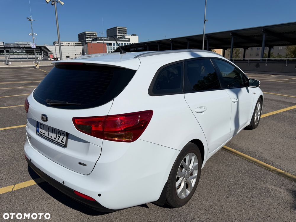 Kia Ceed 1.6 CRDi M - 3