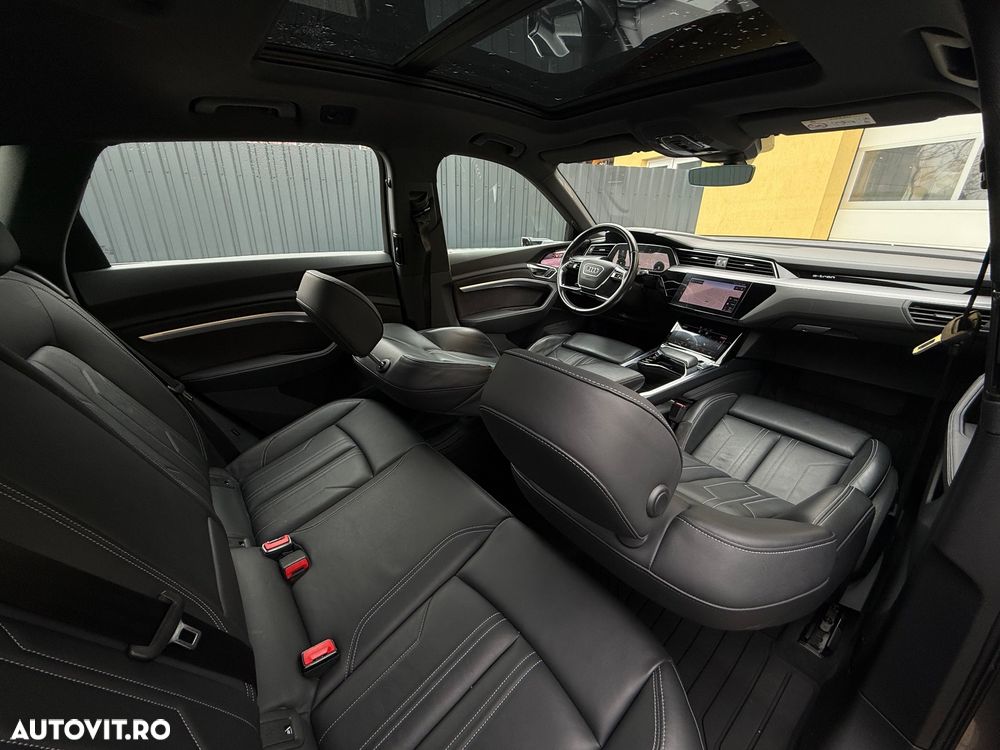 Audi e-tron 55 quattro - 13