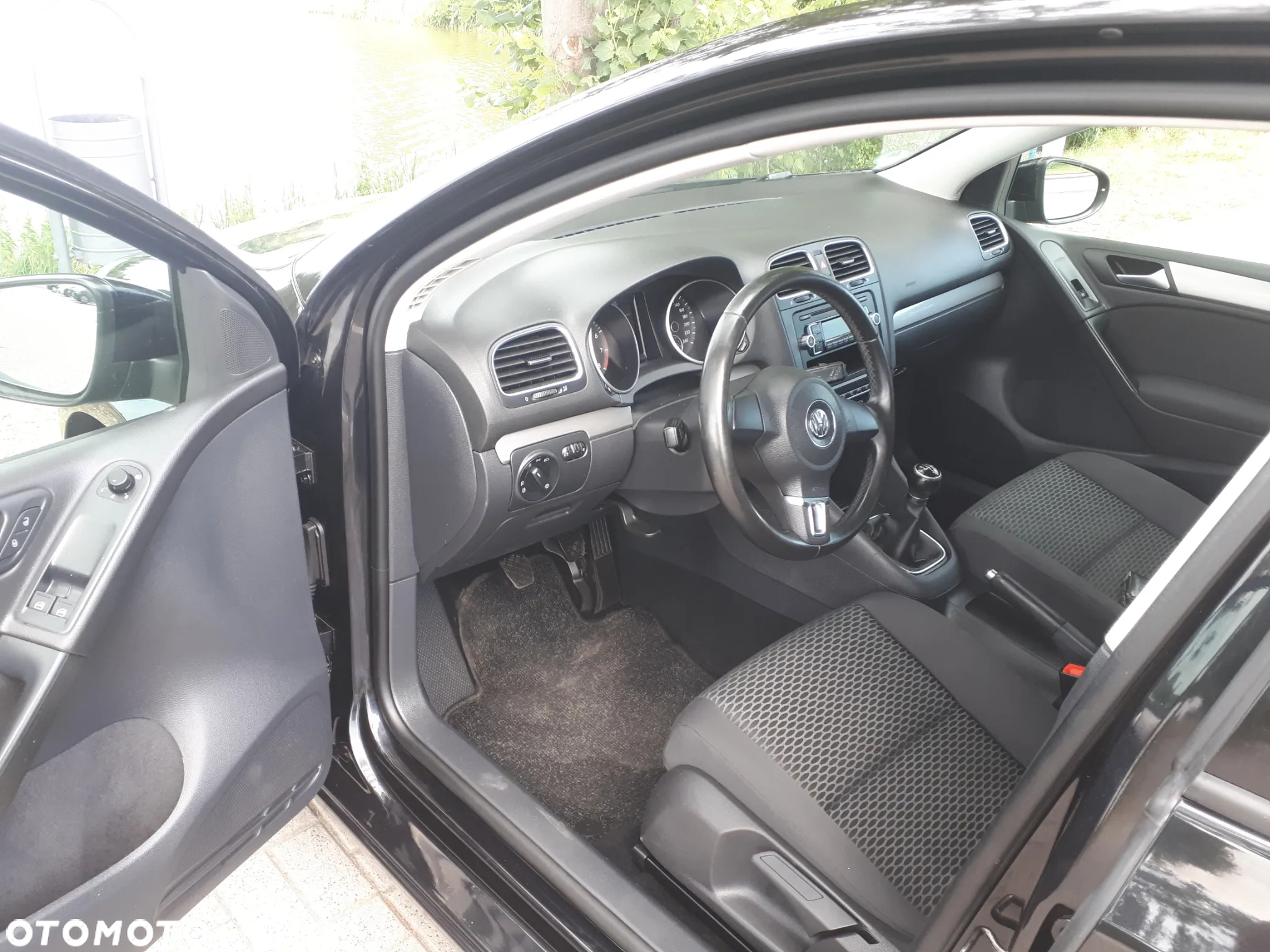 Volkswagen Golf - 15