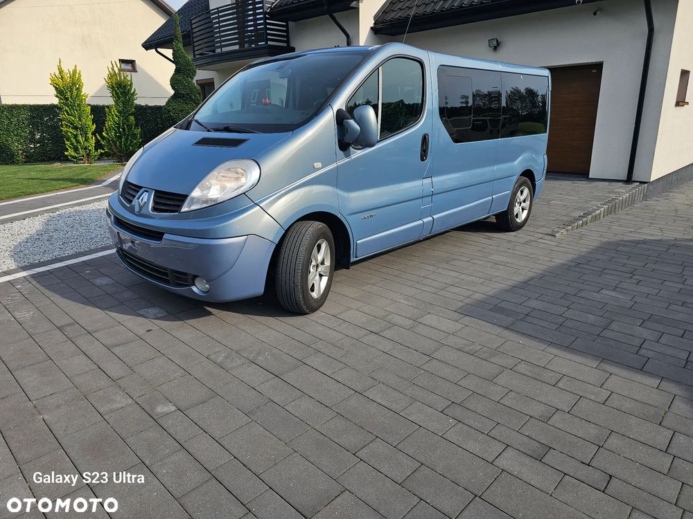 Renault Trafic - 1