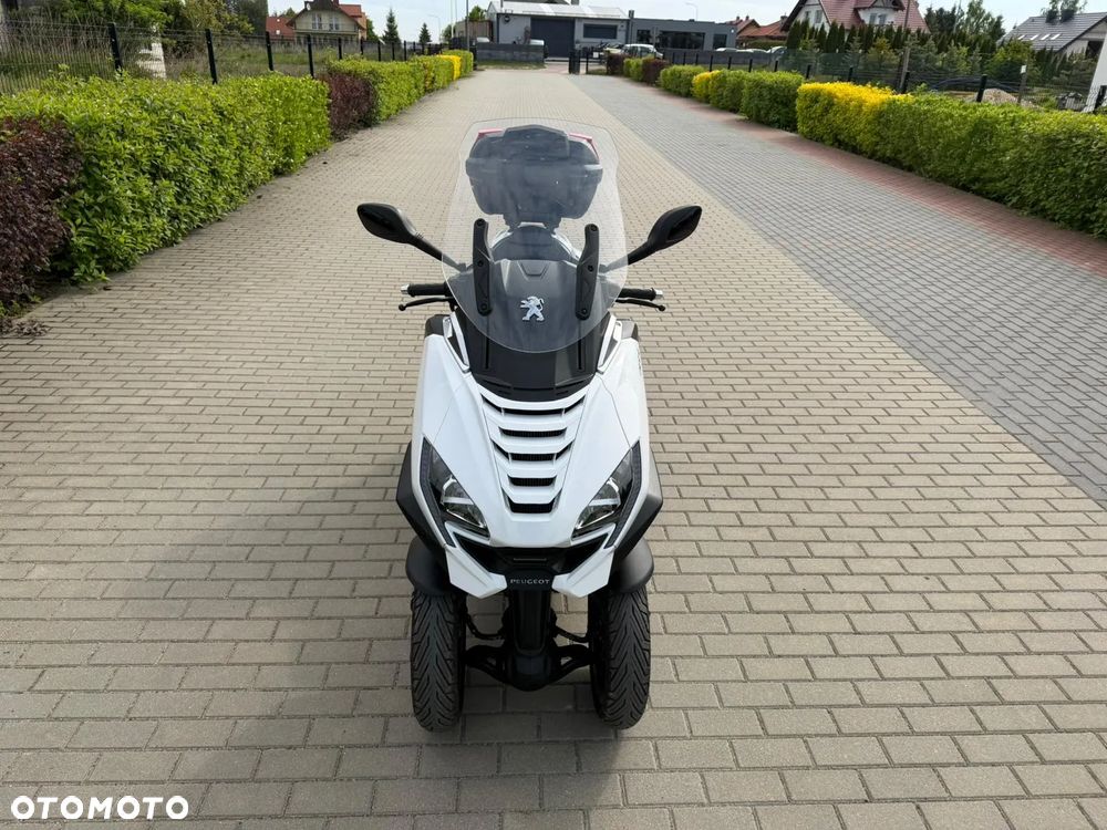 Peugeot Metropolis - 7